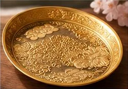 金のプレート